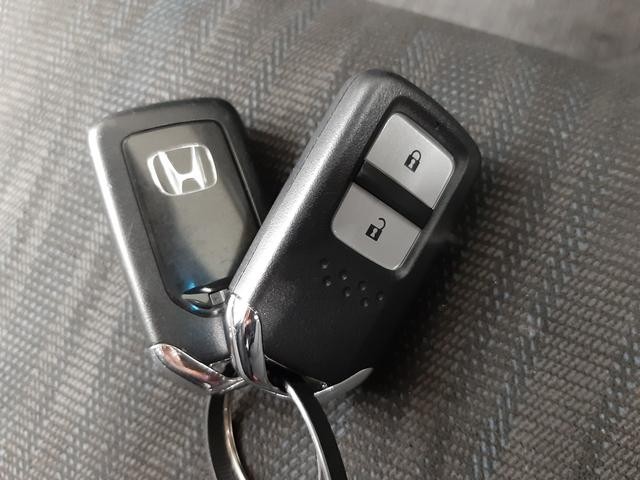 9030429A30260530W00307.jpg