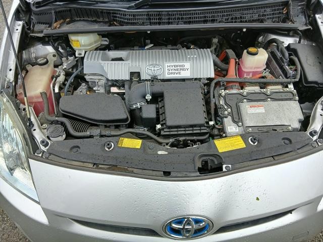 0510783A30261006W01014.jpg