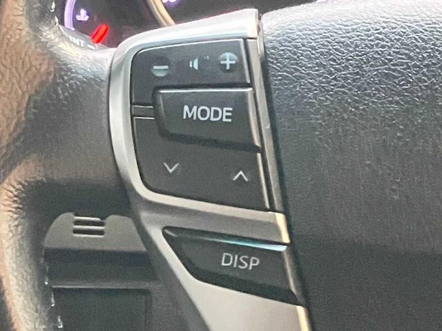 0561549A30260916W00314.jpg