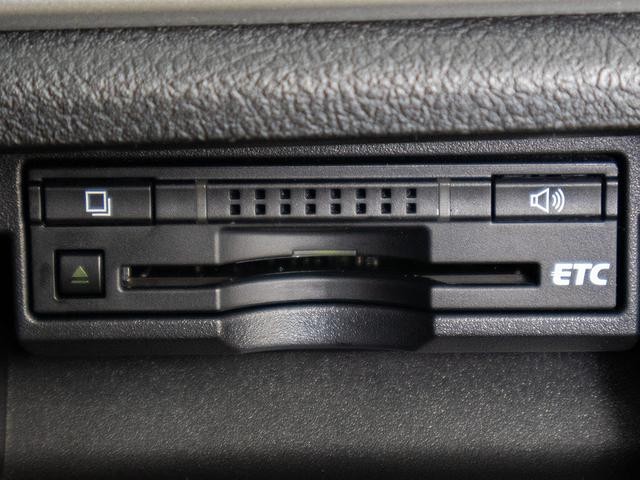 0560520A30260807W00208.jpg