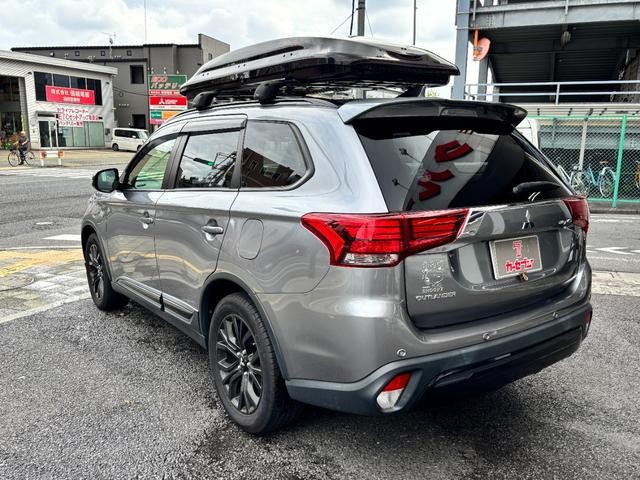 0561185A30260905W00105.jpg