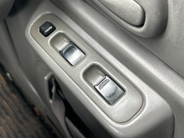 0400433A30260911W00308.jpg