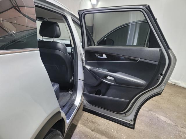 981bf5c51b831a9d5e17fe75b3c3bf46.jpeg