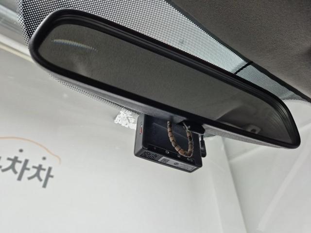 5121000331R16.jpg