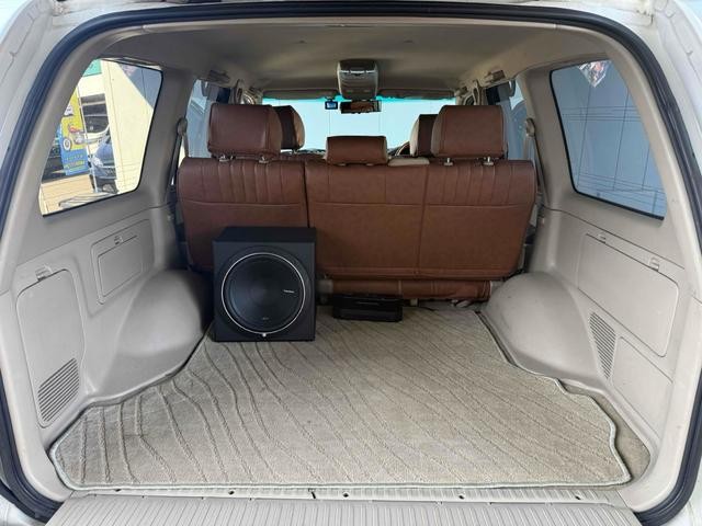 0171033A30260611W00118.jpg