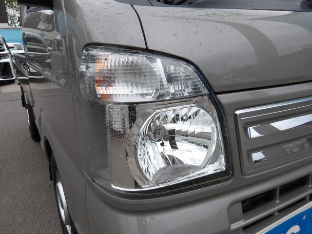 0903612A30260508W00203.jpg