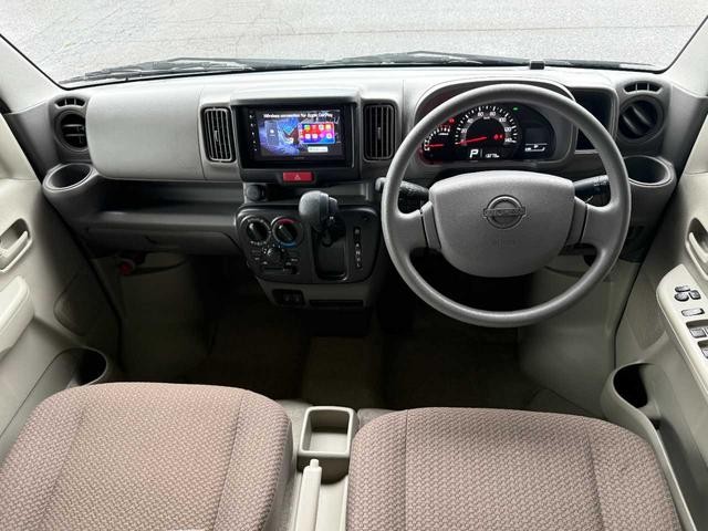 0903935A30260802W00118.jpg