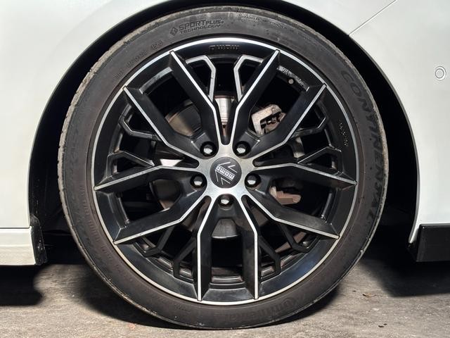 9560038A30260810W00217.jpg