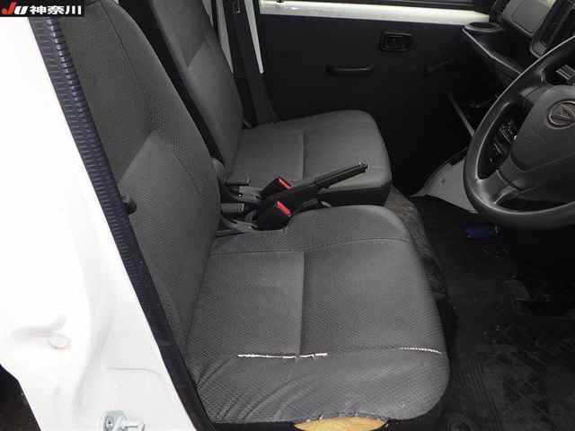baf803f925e1c2928b93eedd91b32d66.jpg