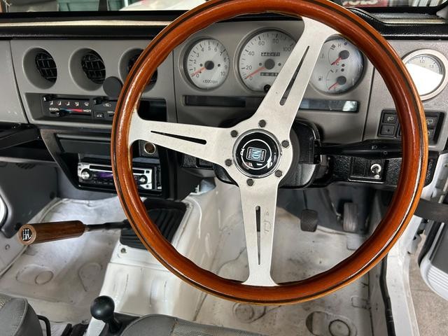 0804289A30220420W00106.jpg