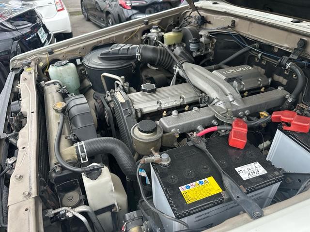 0904084A30260801W00117.jpg