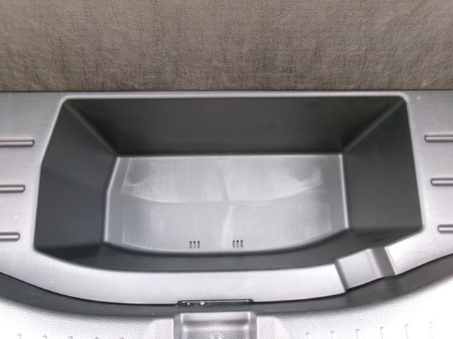 0500147A30260630W00117.jpg