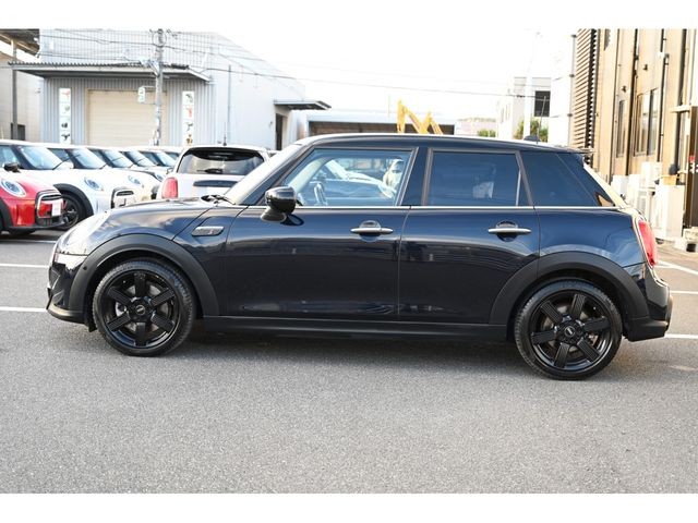 a62d6de78380abc2cea3c0cd2d368e85.jpg