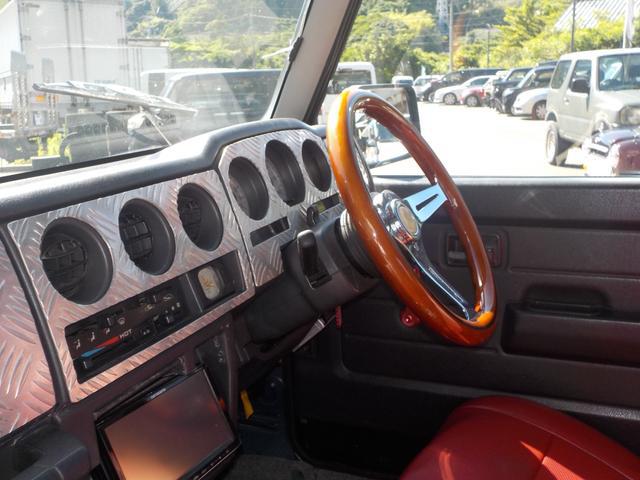 0803484A30260607W00511.jpg