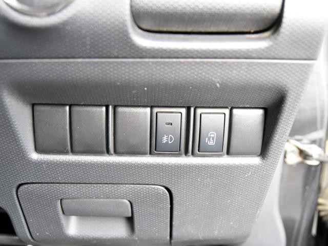 0504219A30260912W00111.jpg