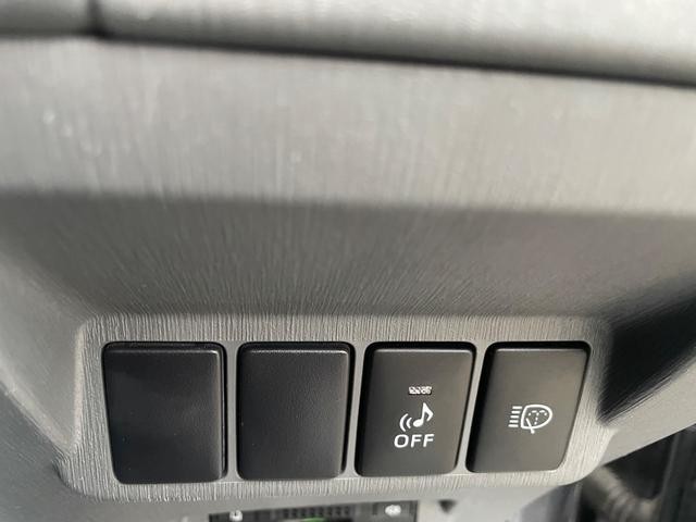 0404352A30260910W00202.jpg