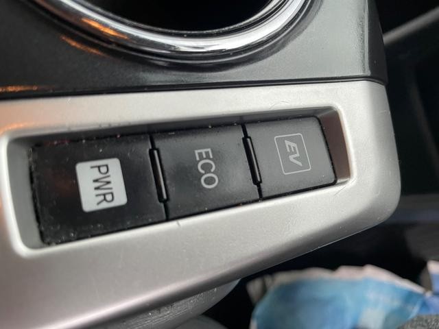 0404352A30260910W00210.jpg