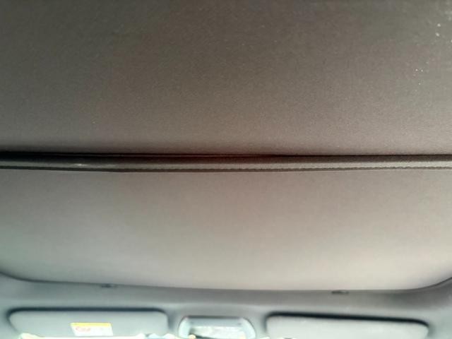 0200873A30260807W00216.jpg