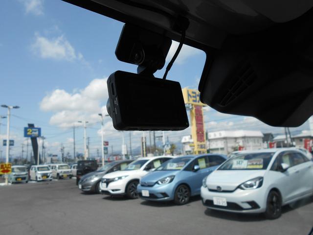 888b1f173ccf6965493ff7baba3afc46.jpg
