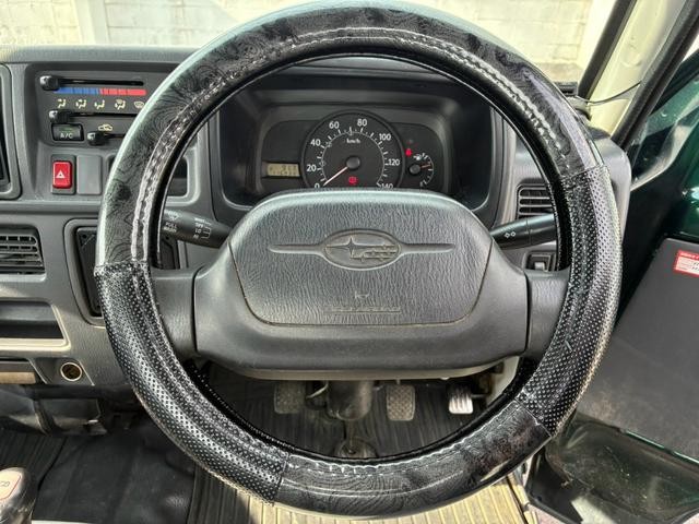 1201438A30260822W00212.jpg