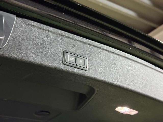 0500515A30260929W00111.jpg
