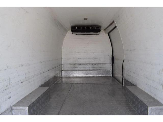 549ca7996cdc0ba7a89419fdacf52b05.jpeg