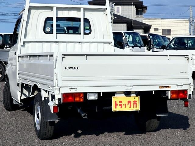 d6b239cf2cf30b72bdf9ac5adc2807c2.jpg