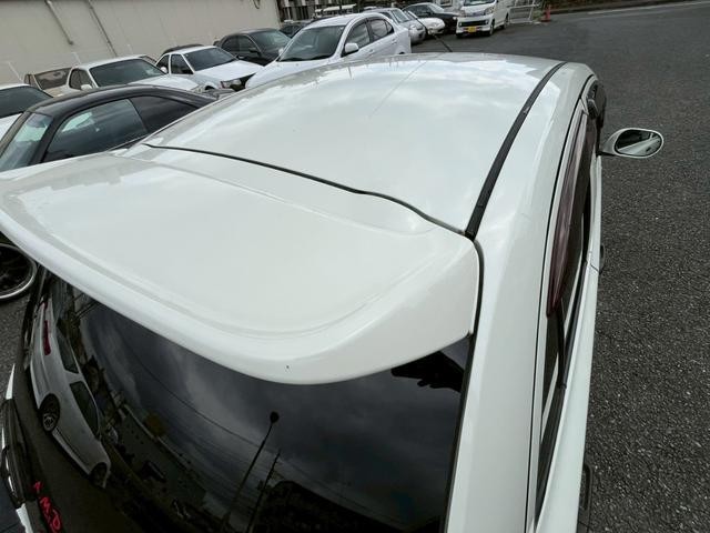 0570813A30260805W00118.jpg