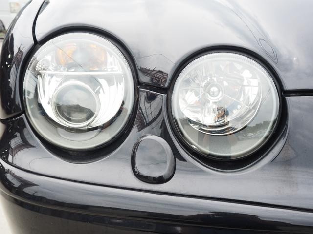 0904095A30260718W00410.jpg