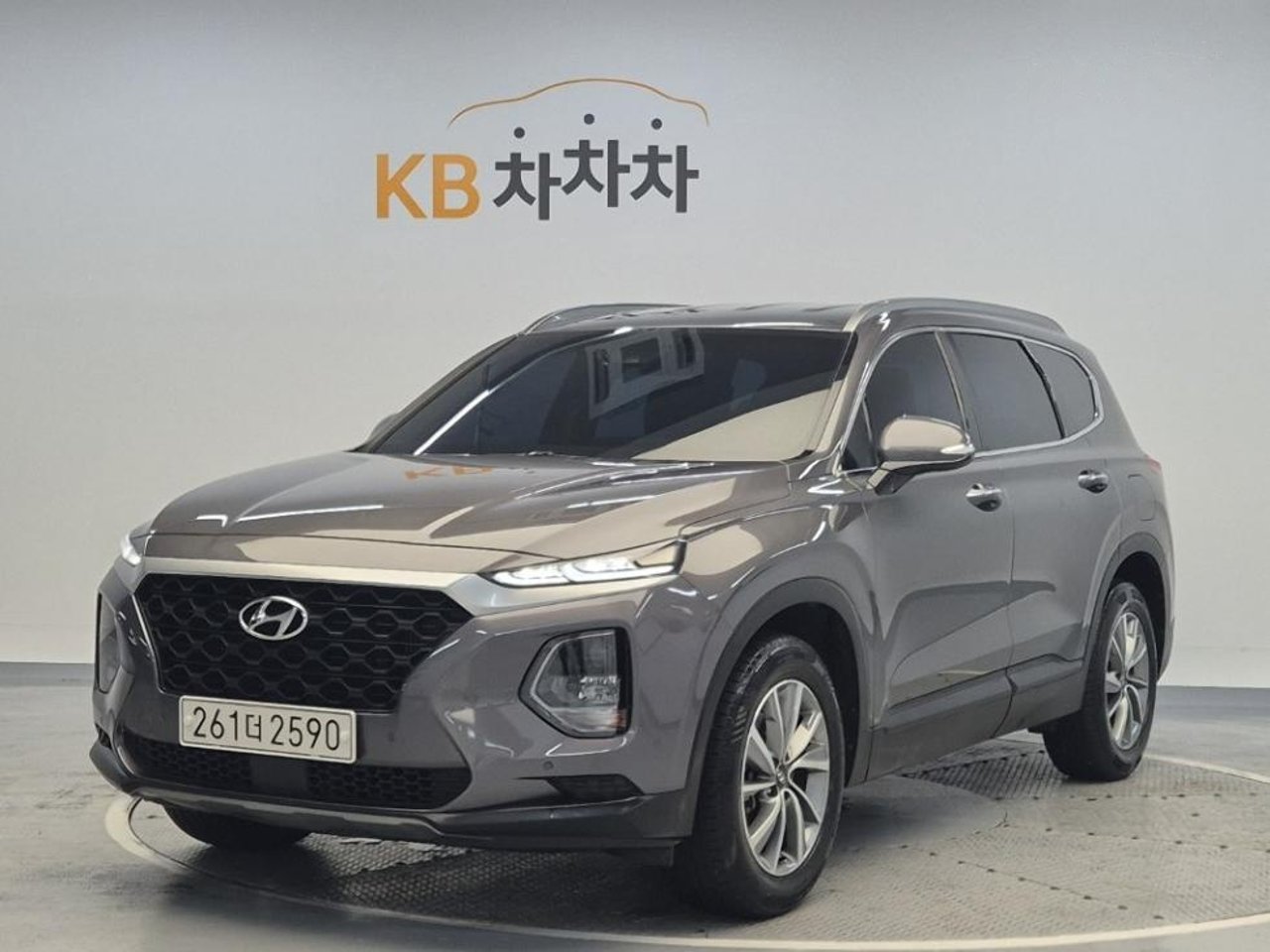 2019 Hyundai Santa, photo 1 of 1