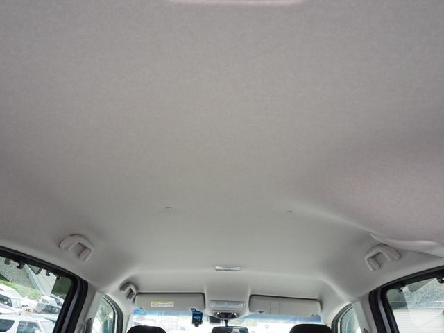 0904095A30260718W00519.jpg