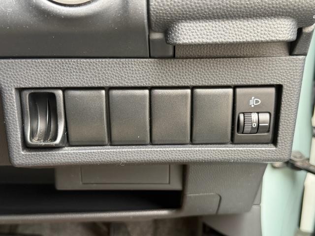 0600294A30260820W00105.jpg