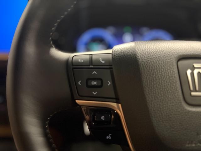 9572625A30260925W00316.jpg