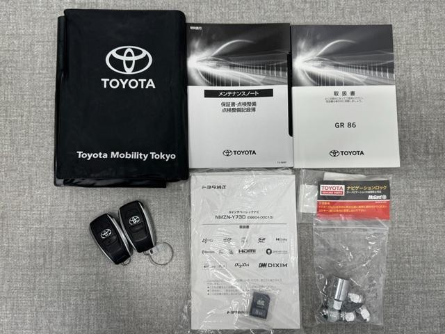 0600012A30260430W00419.jpg