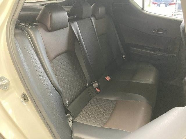 26572432_carP_l_6.jpg
