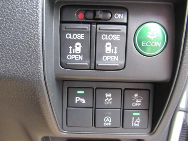 0703310A30260921W00110.jpg