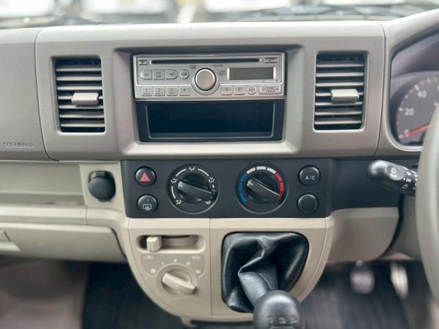 1003202A30260403W00207.jpg
