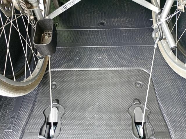 0620028A30260905W00308.jpg