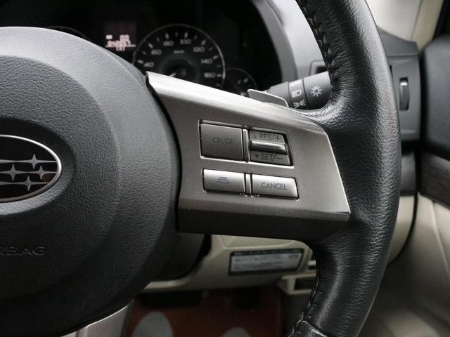 0561141A30260627W00115.jpg
