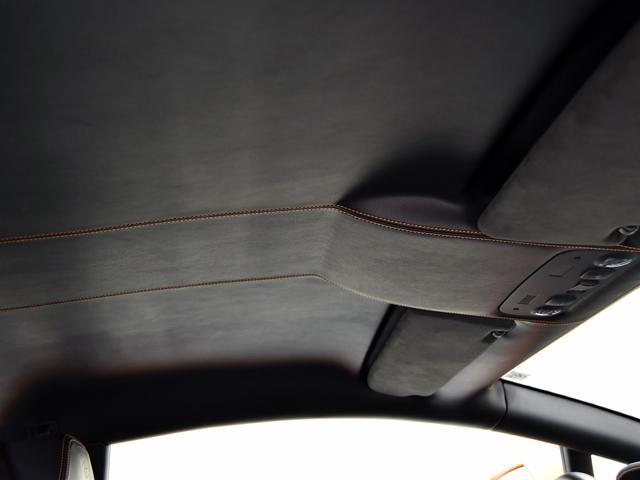 9200363A30260430W00113.jpg