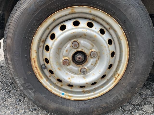 0900885A30260701W00109.jpg