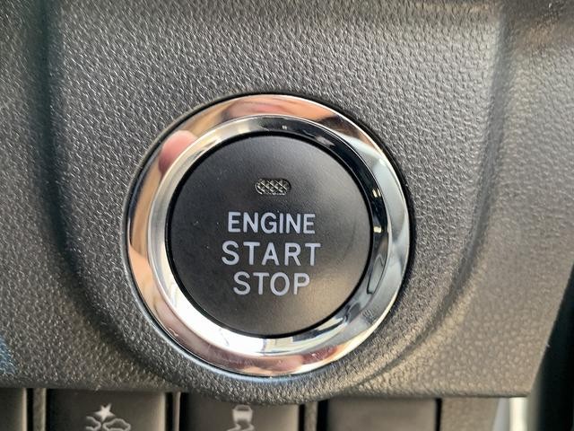 1001108A30260802W00207.jpg