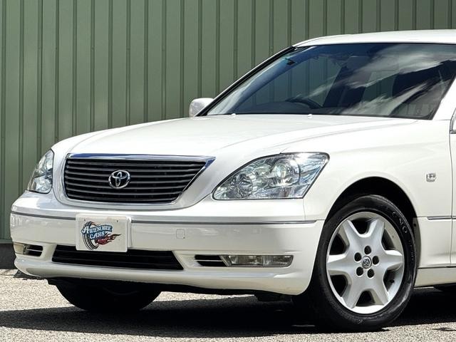 0700435A30260806W00112.jpg