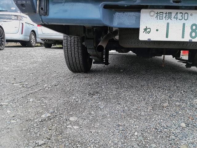 9510199A30260815W00109.jpg