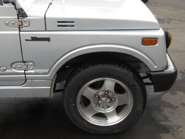 24112940_carP_l_7.jpg