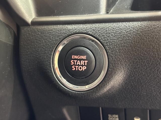 0509824A30261007W00309.jpg