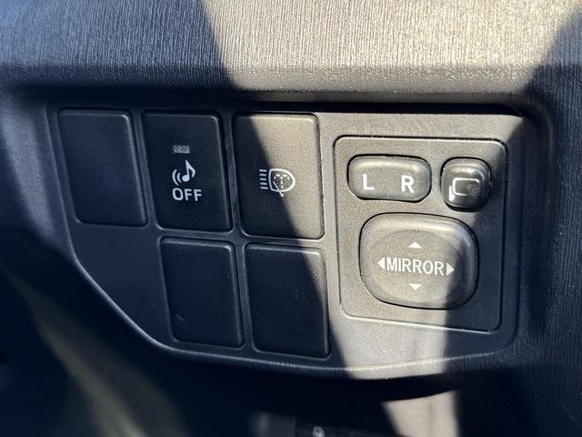0204276A30260924W00305.jpg