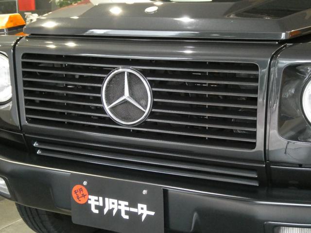 9572480A30260506W00111.jpg