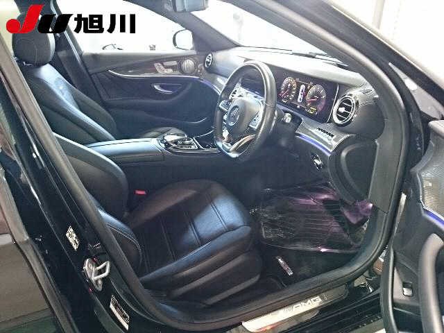 e20aeb55631d03c3d95d3605fec590c4.jpg