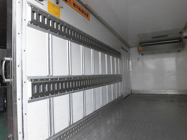 fdcdb91cf67d773787ca9f2ee926f086.jpg